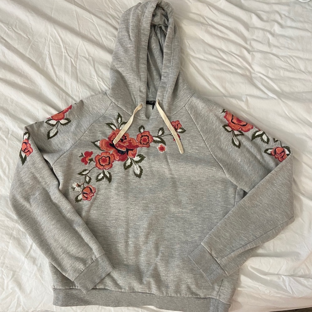 🍎Top shop embroidered floral sweatshirt